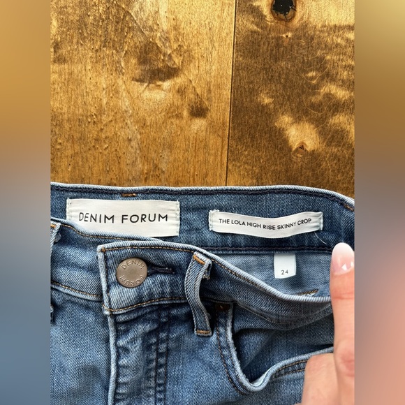 Denim Forum Lola High Rise Skinny Crop Jeans - Picture 4 of 8